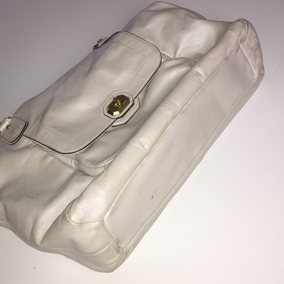 COACH Campbell Turnlock Pearl Izzy Satchel F1320 - Picture 4 of 8
